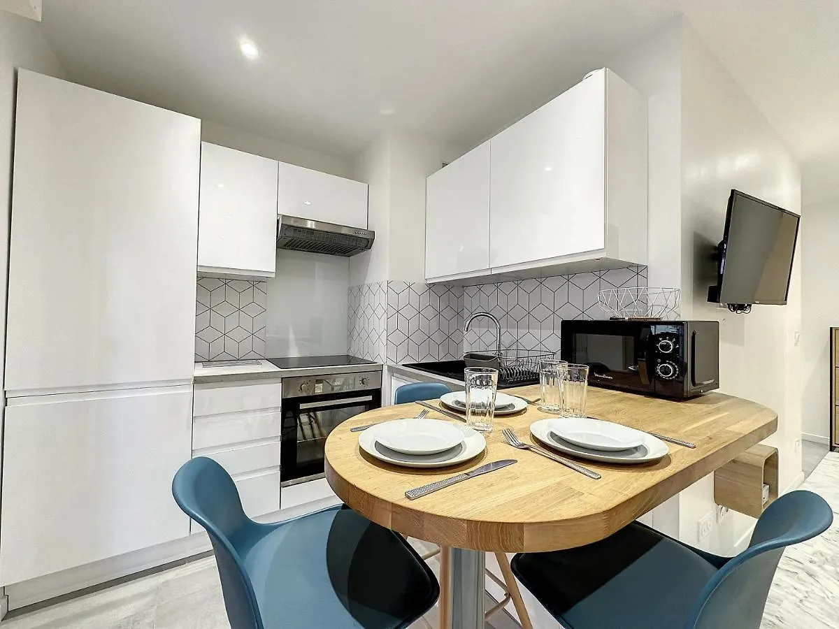 Studio De Jonathan - Refait A Neuf - Plage A 200M Juan-les-Pins Apartment