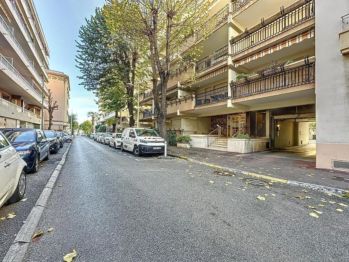 Studio De Jonathan - Refait A Neuf - Plage A 200M Juan-les-Pins Apartment
